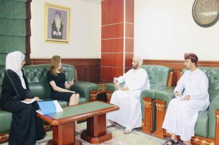 The Chairman of the Oman Human Rights Commission receives the regional representative of the United Nations