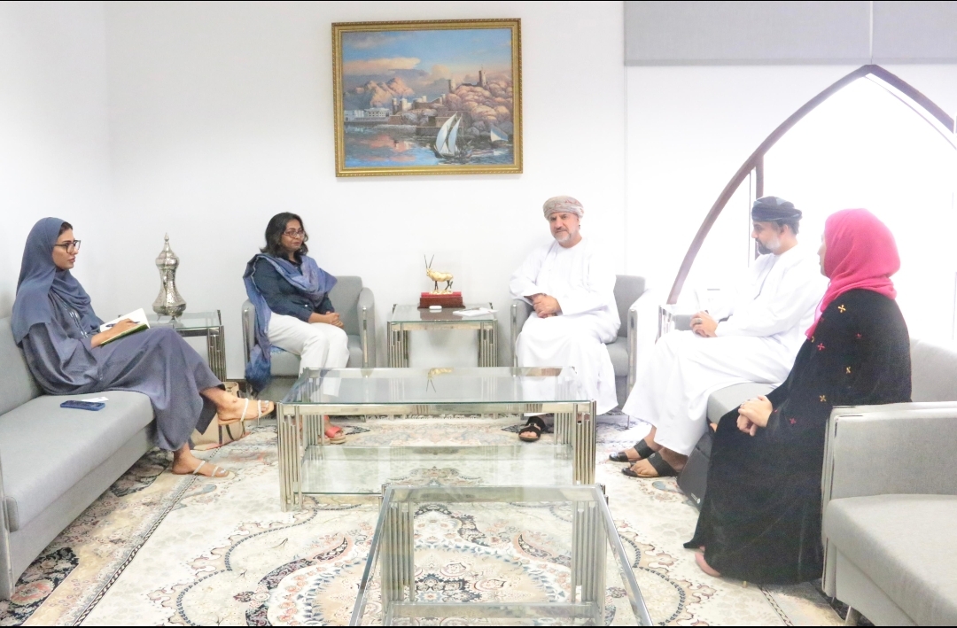 Chairman of Oman Human Rights Commission Meets the UNICEF Representative to Oman