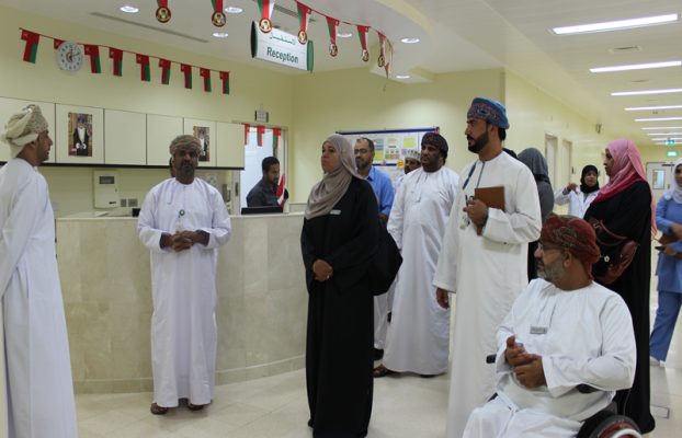 زيارة اعضاء اللجنة لمستشفى المسرة